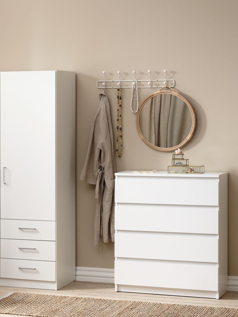 4 drawer chest  white
