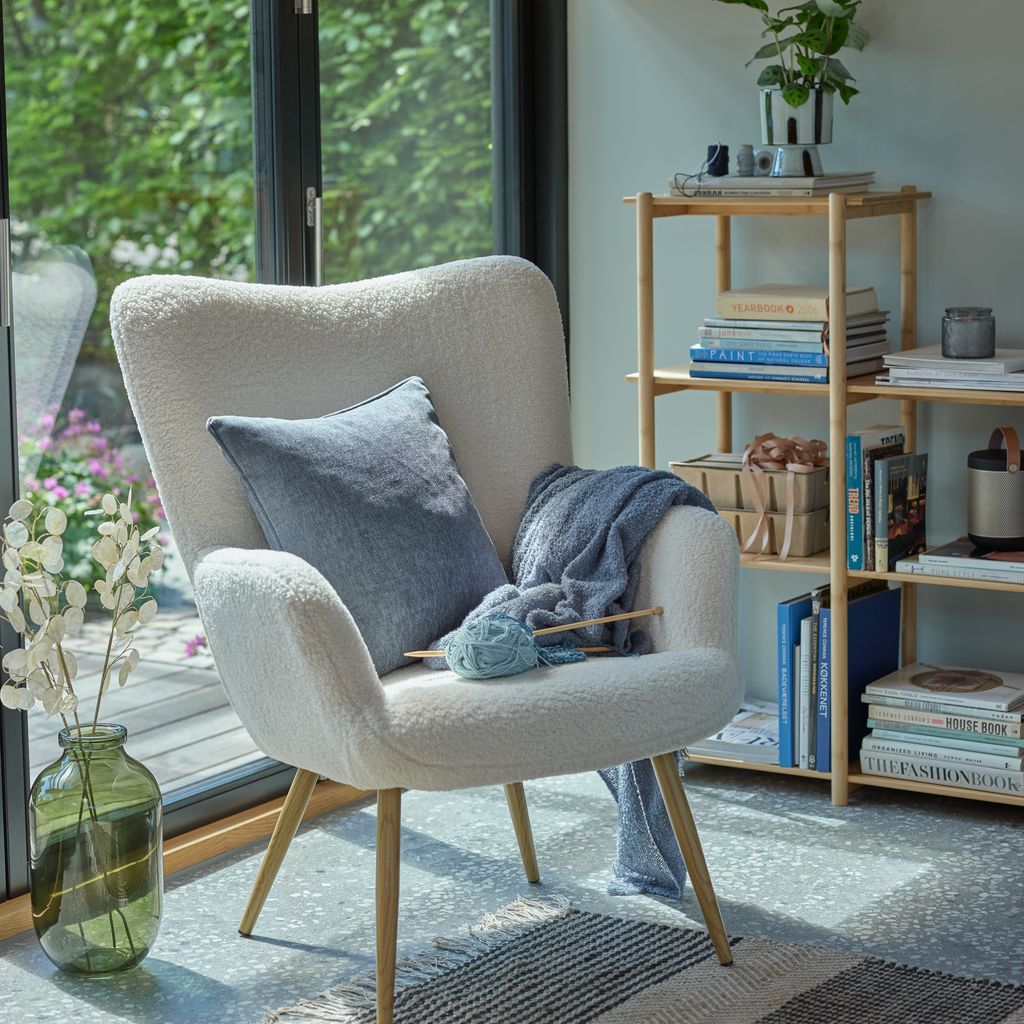 Armchair  off-white teddy/oak colour