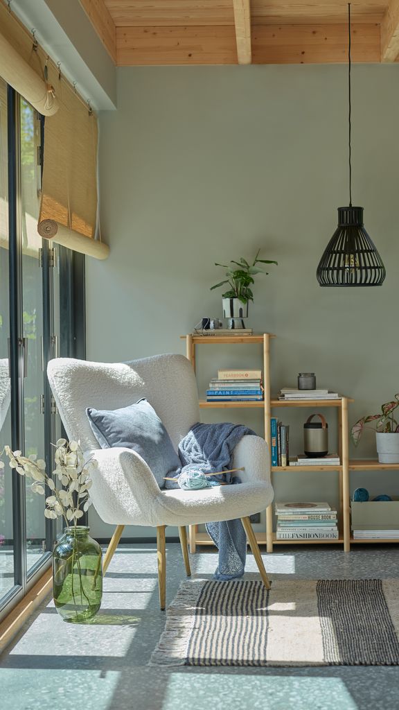 Armchair  off-white teddy/oak colour